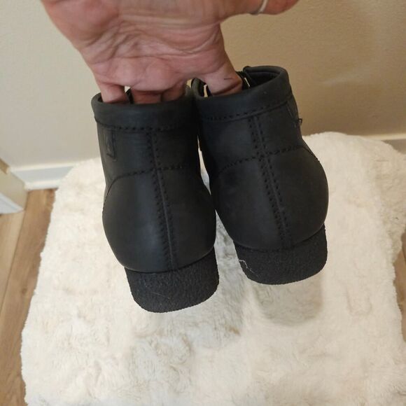NWOT Clark's Wallabee Black Boots Size 12 - Picture 3 of 6